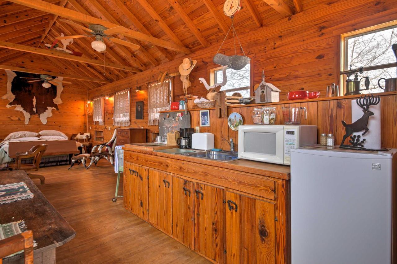 Ark Bunkhouse Fredericksburg Hideaway With Hot Tub Villa Exterior foto