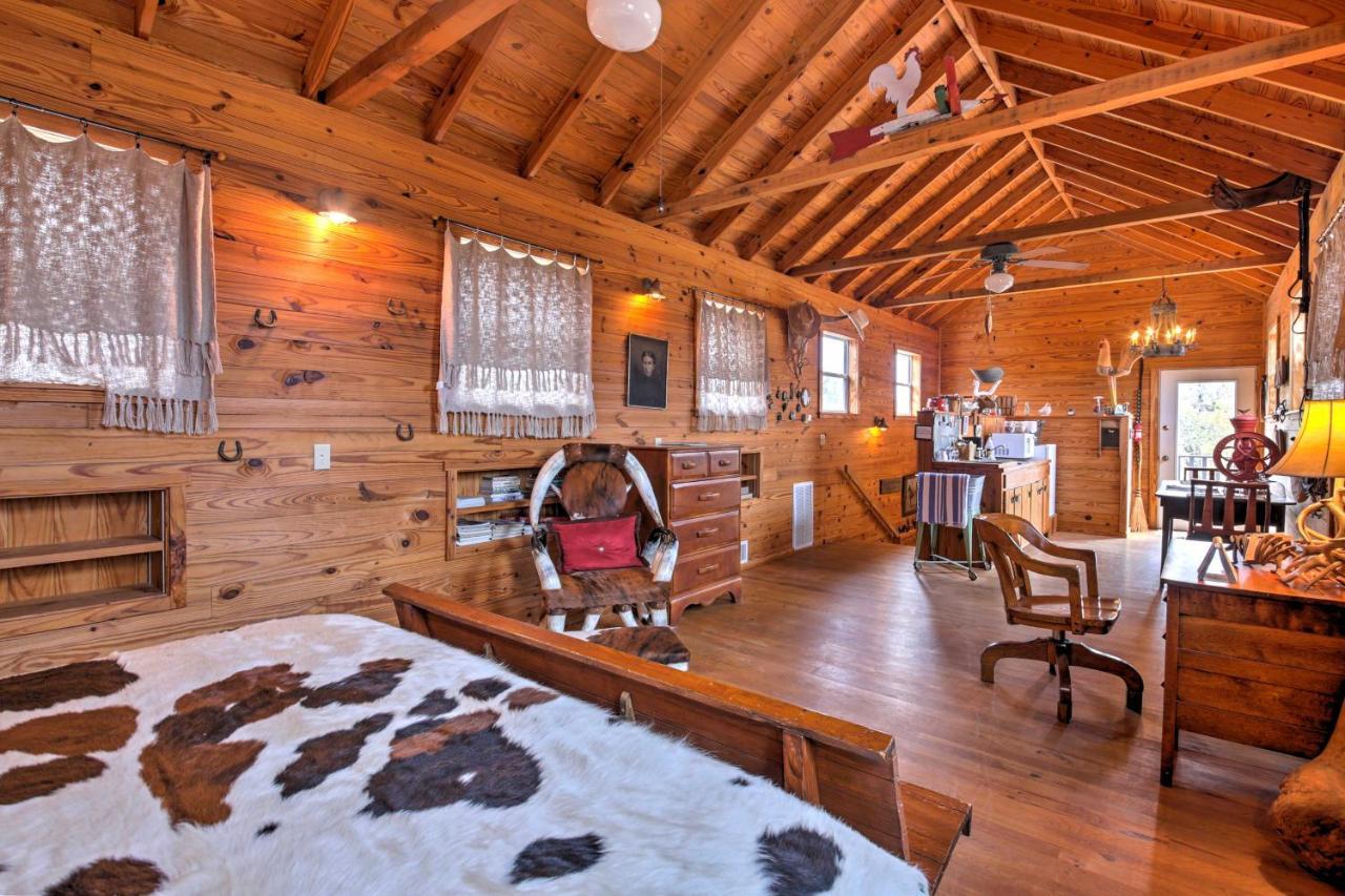 Ark Bunkhouse Fredericksburg Hideaway With Hot Tub Villa Exterior foto